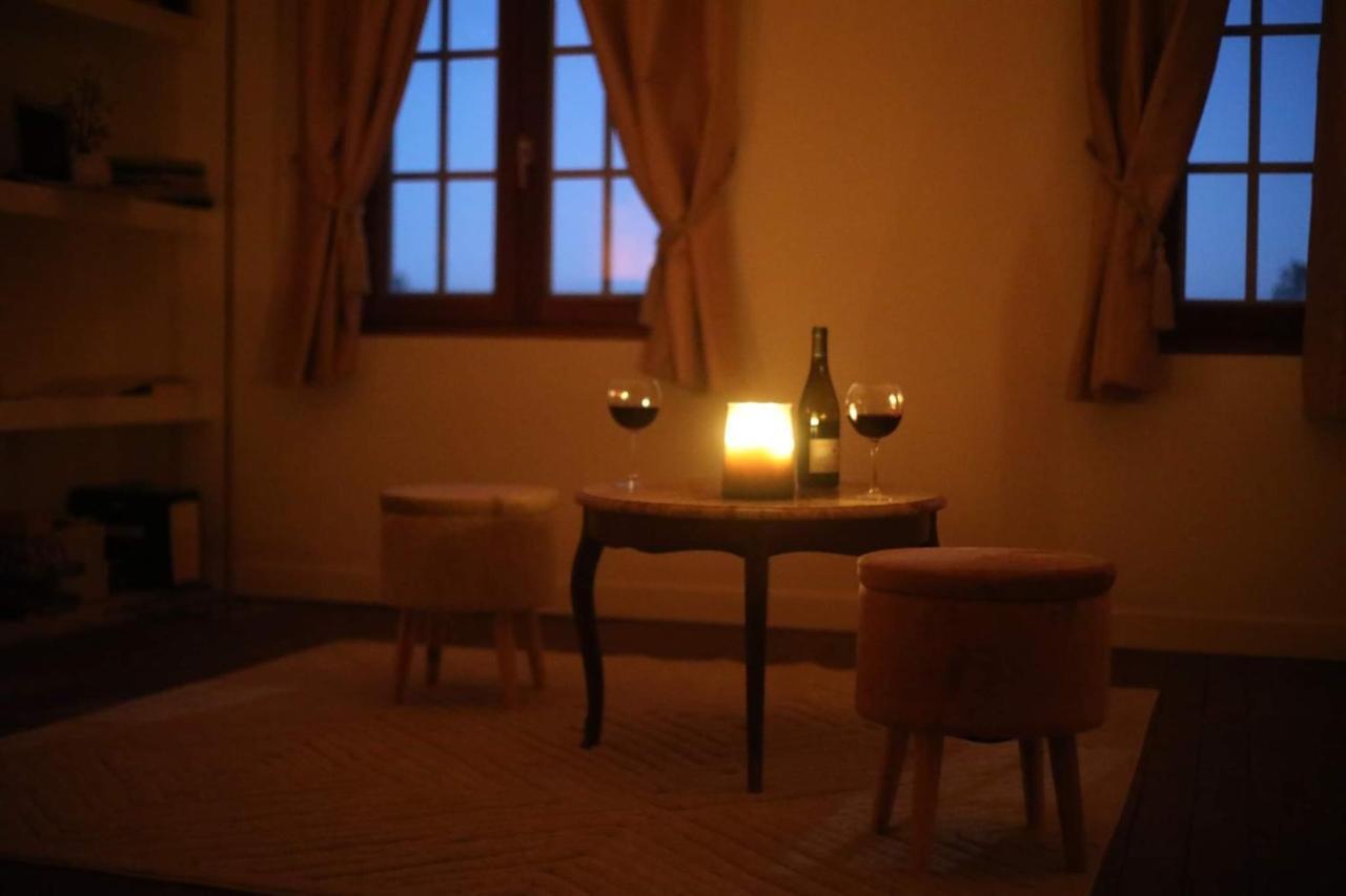 La Montrieuse, Chambre Individuelle Avec Sauna Et Baignoire Spa Naveil Exterior foto