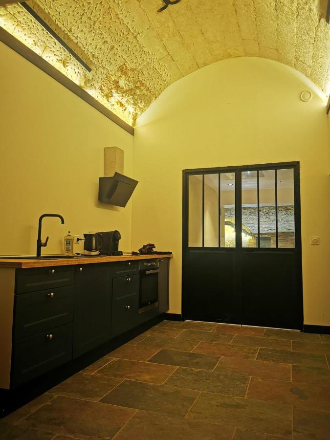 La Montrieuse, Chambre Individuelle Avec Sauna Et Baignoire Spa Naveil Exterior foto
